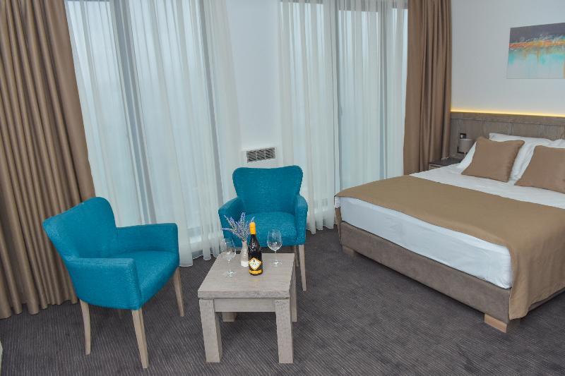 Alibi Zlatibor Inn Zewnętrze zdjęcie